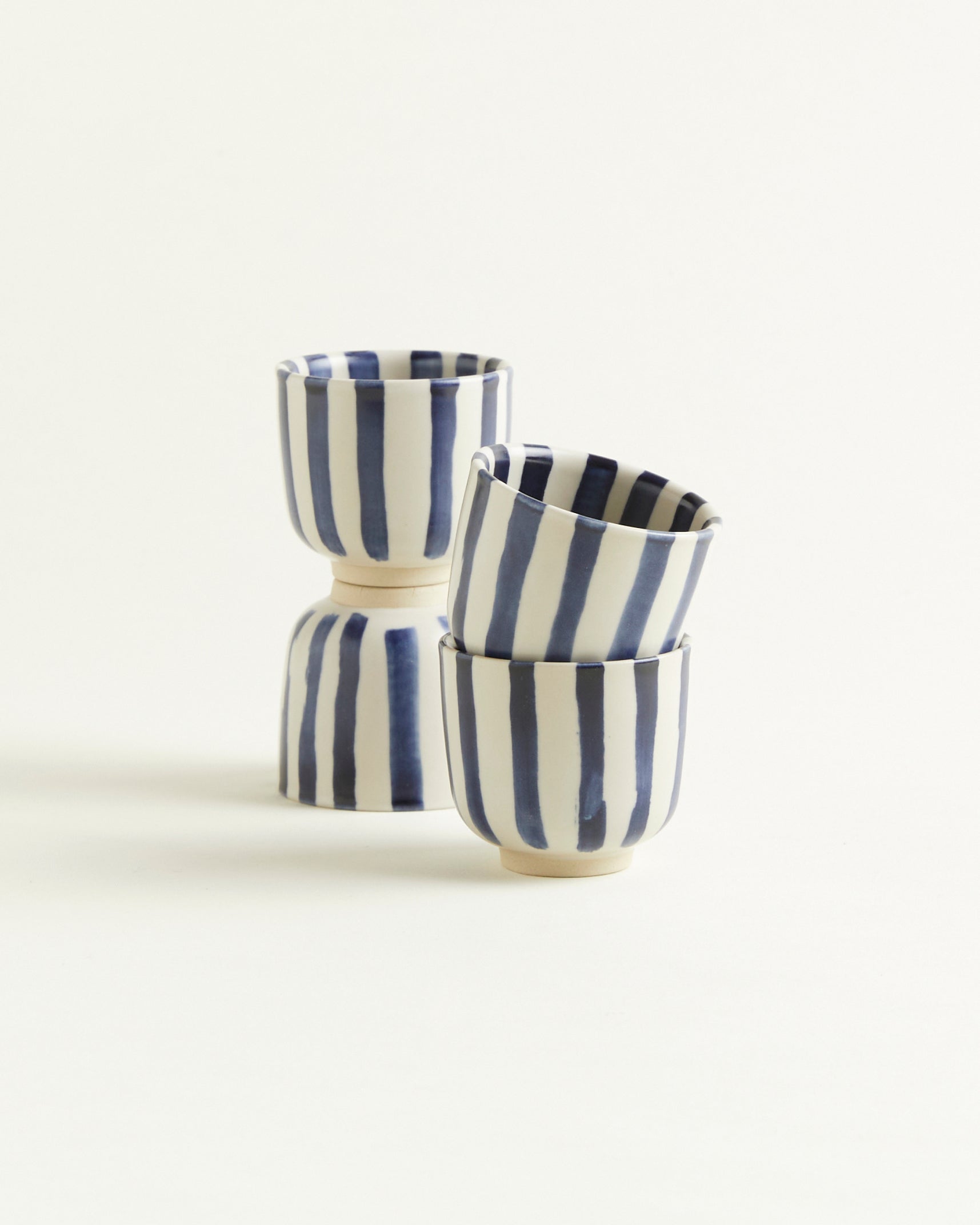 #farbe_blau-weiß-gestreift