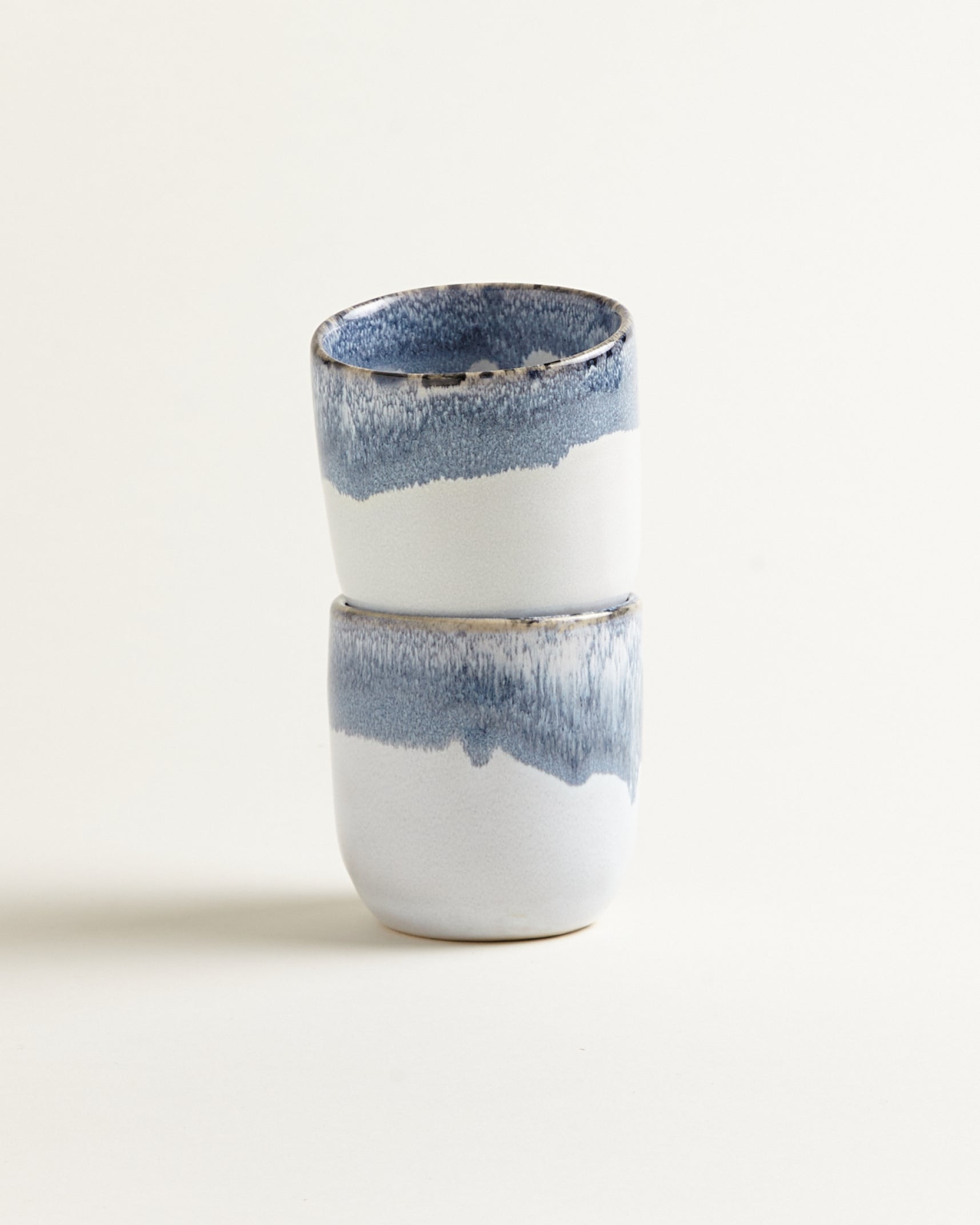 #farbe_graublau dipped